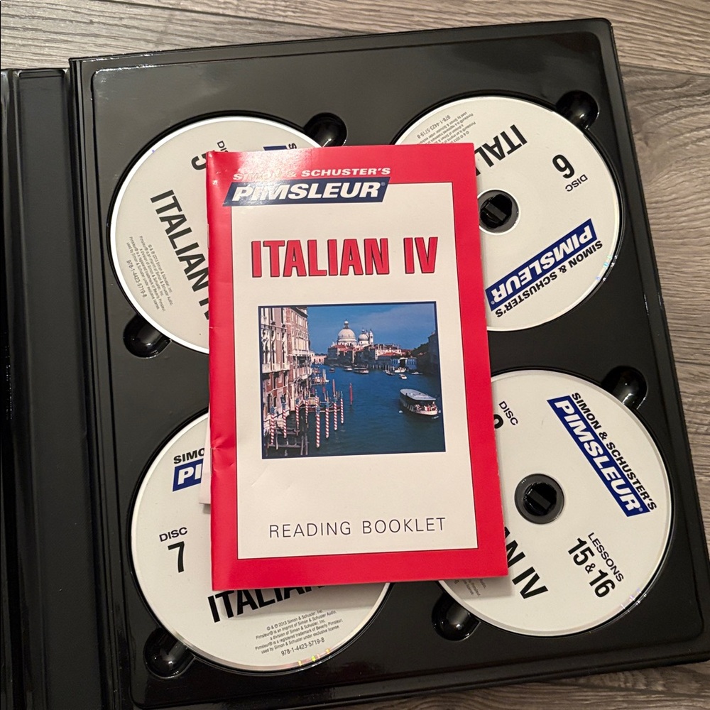 Italian IV Language Course Binder - Picture 3 of 10